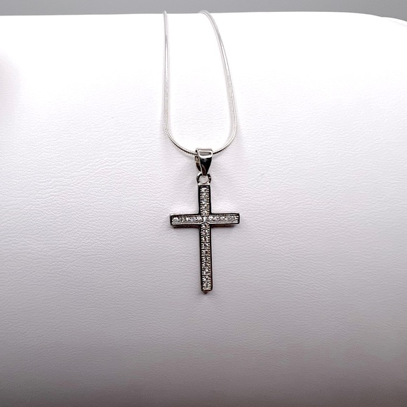 .925 Sterling Silver Pave Cz Cross Necklace - Picture 6 of 14